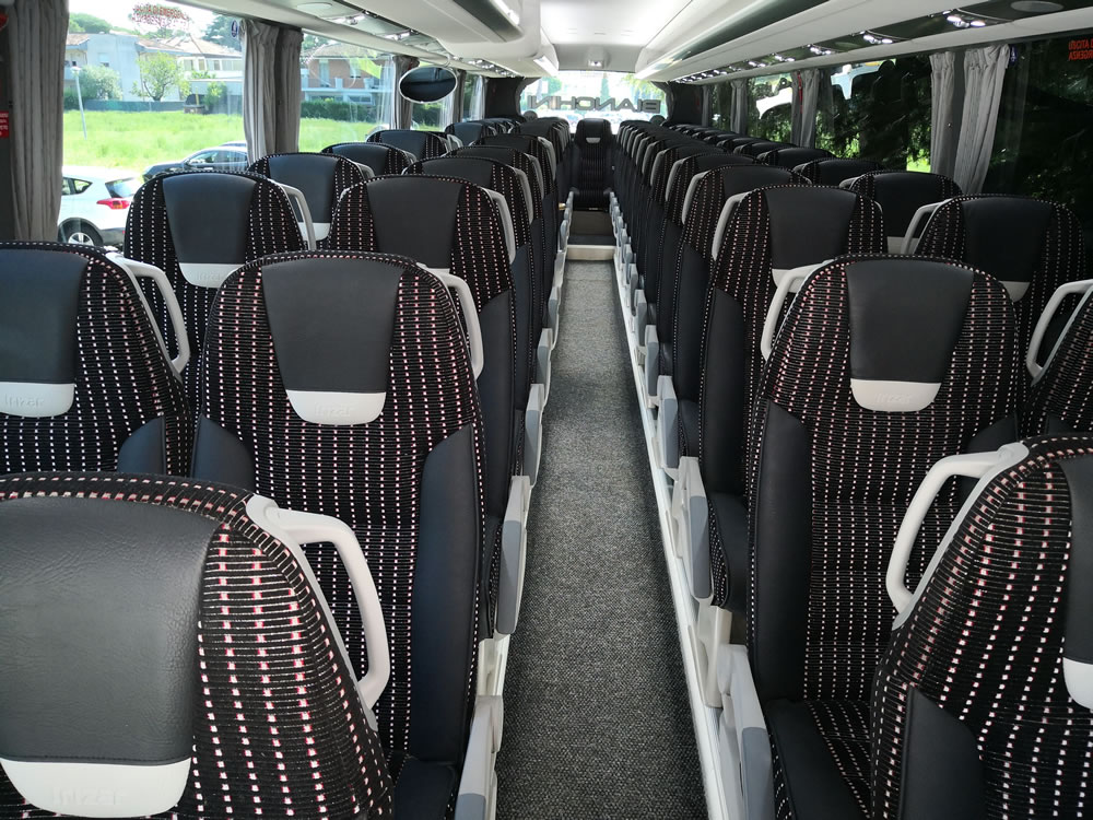 Noleggio Pullman: pullman Irizar I6 hdh 58, pullman in autonoleggio Rimini